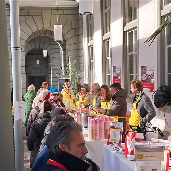 Rückblick auf den Suppentag 2025: Ein starkes Zeichen gegen Armut in der Schweiz