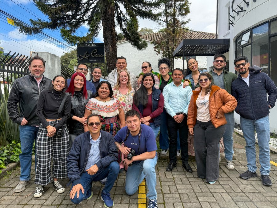 Photo de groupe de la rencontre professionnelle