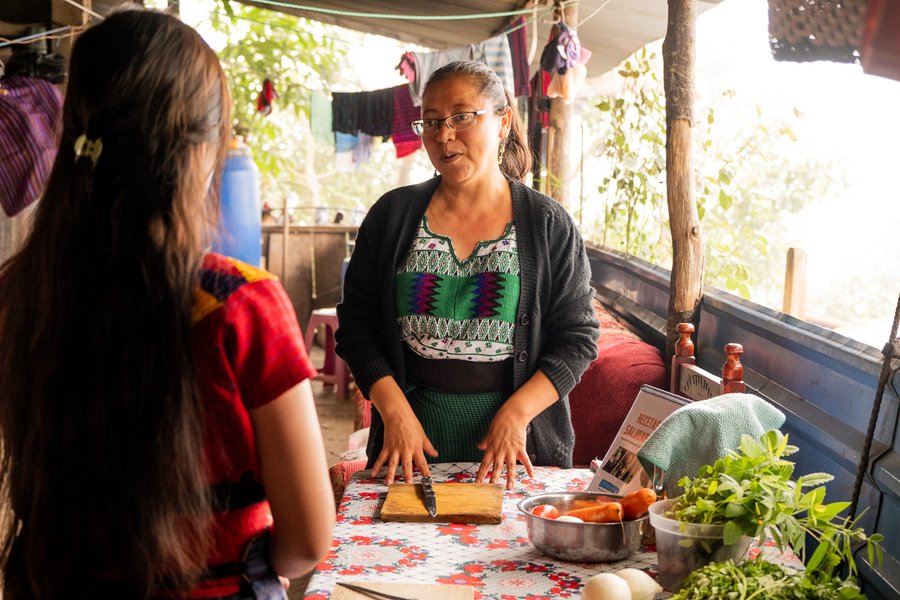 Frauen in Guatemala am Kochen